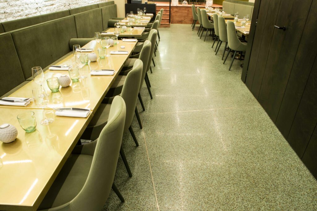 2018-BS-FR-Rozo-restaurant-pureteCC81-12-IN-FS-TAGS-restaurant-scaled
